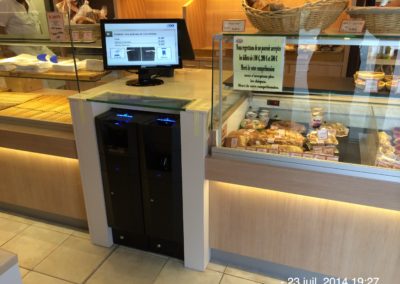 Installation de monnayeur automatique – Boulangerie Chevalier à Albens en Savoie