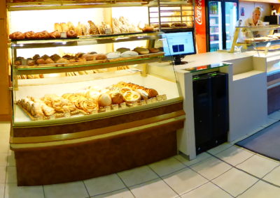 Installation de monnayeur automatique – Boulangerie Chevalier à Annecy le Vieux en Haute-Savoie